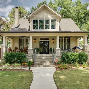 Bed & Breakfast Caroline House Historic Nashville
